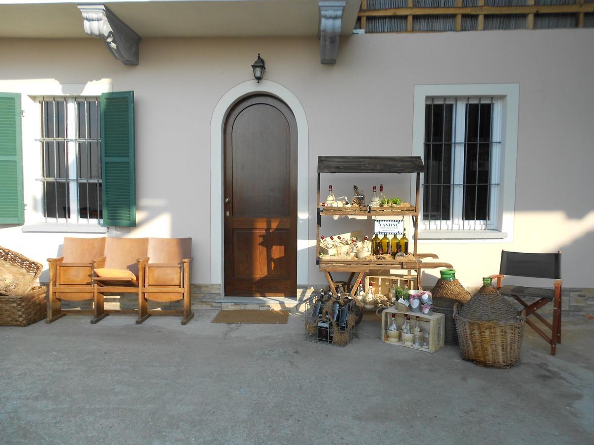 Cantine Cinematografiche Cherasco Exteriör bild
